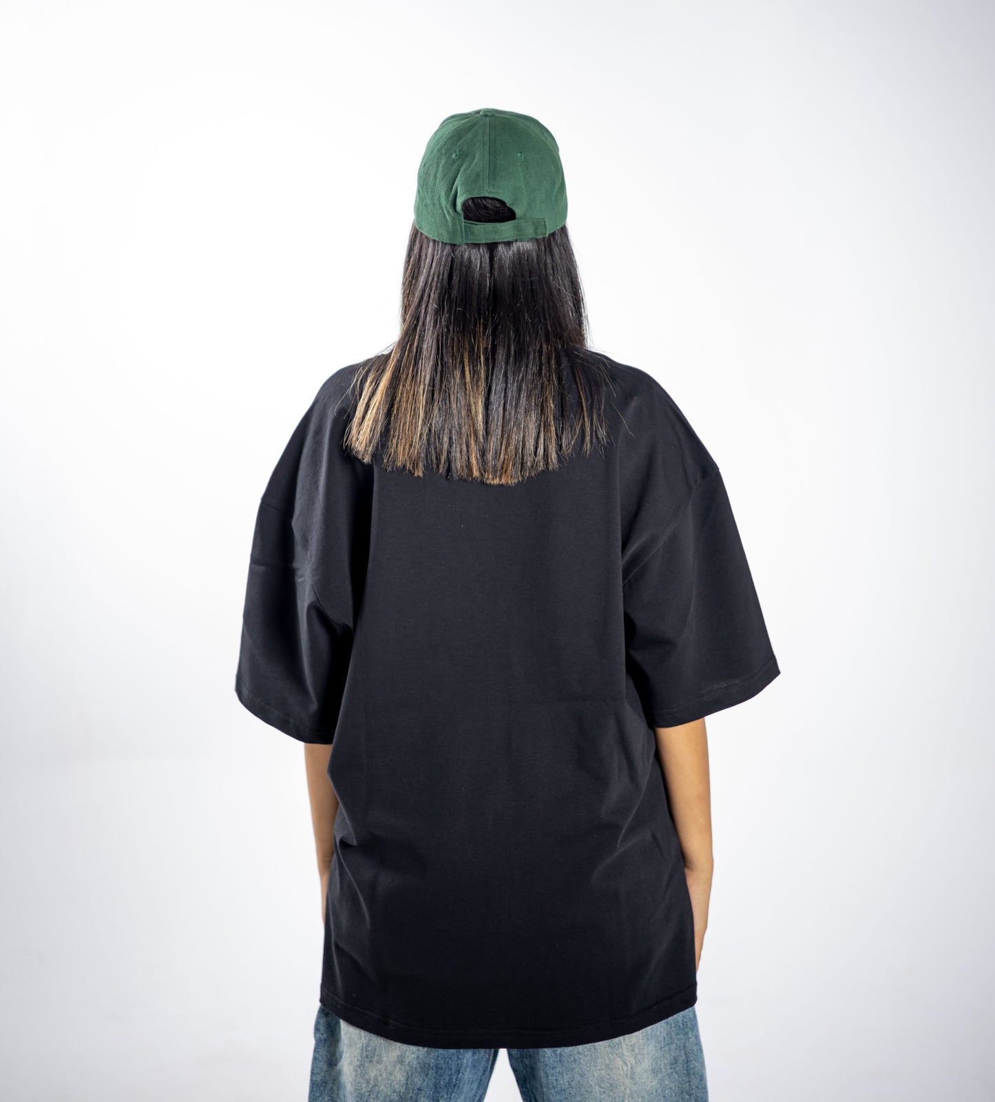 05.GIZA LOCA OBSIDIAN - Essential Black Tee
