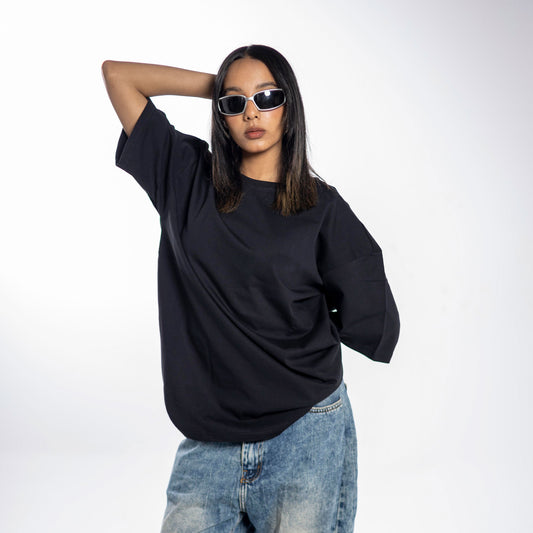 05.GIZA LOCA OBSIDIAN - Essential Black Tee